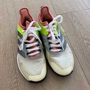 Adidas Adizero Ubersonic tennis shoe, Men’s size 9.5